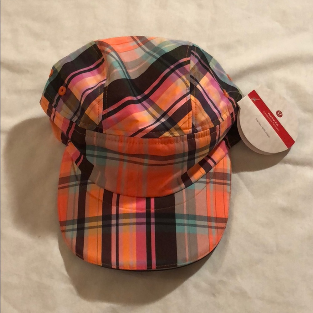 Lululemon festival hat